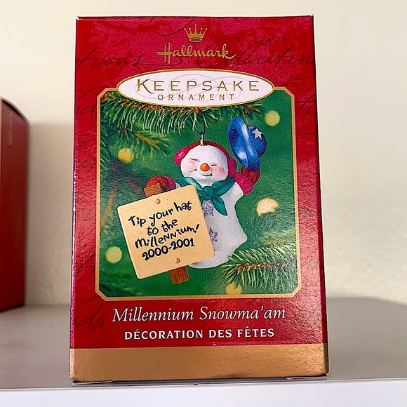 Hallmark Millennium Snowma'am Keepsake Christmas Ornament in box - Picture 1 of 1